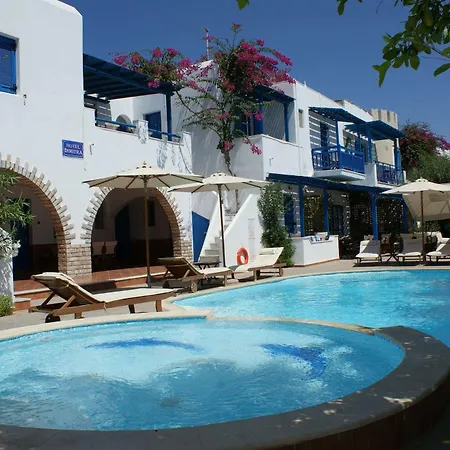 Dimitra Lägenhetshotell